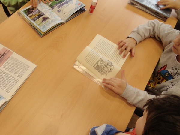 "Niedźwiedź polarny i Arktyka" - zajęcia edukacyjno - plastyczne dla Zielonego Przedszkola z okazji Dnia Niedźwiedzia Polarnego” - 2025.02.24 - Filia nr 4