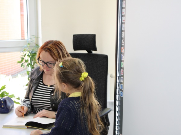 Spotkanie autorskie z Justyną Bednarek - autorką książek dla dzieci- 2025.04.23 - Biblioteka Multimedialna "Czytnik"